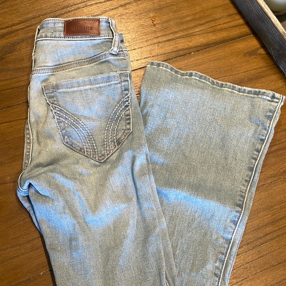 Hollister flare jeans size 000 short